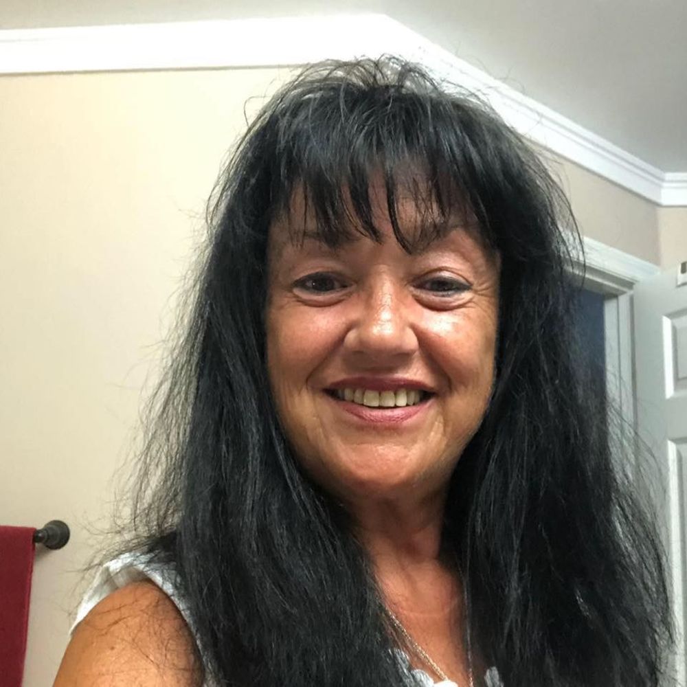 Meet your Posher, Linda